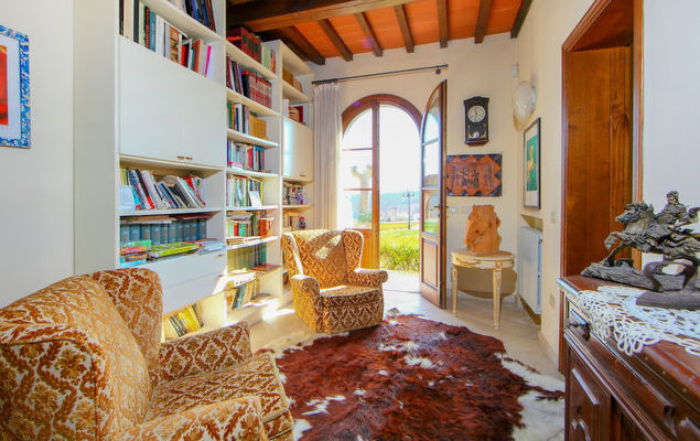 Villa Elena - Photo 3